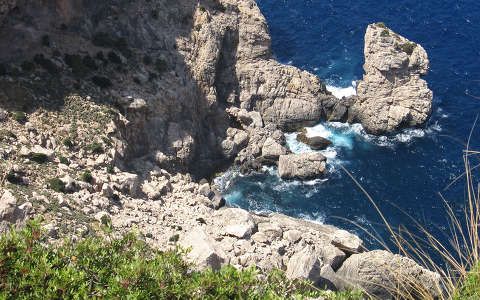 kövek és sziklák mallorca spanyolország tenger
