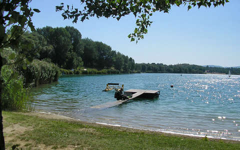 Dorogi tó
