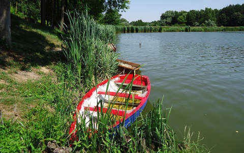 csónak nyár tó