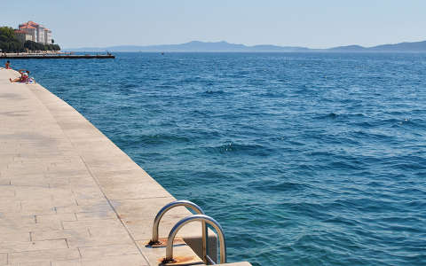 Zadar, tengerparti sétány, Horvátország