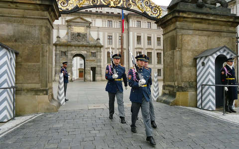 Prága-Hradzsin,őrségváltás