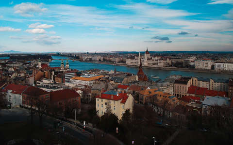 Budapesti látkép a Halászbástyáról