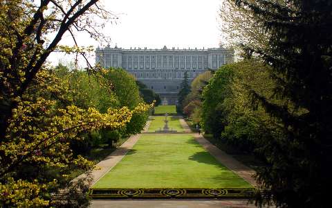 A Campo Del Moro és a Királyi Palota, Madrid