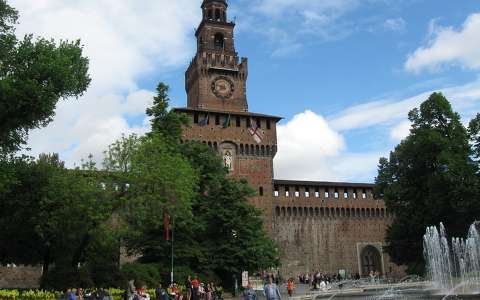 Sforza-kastély, Milánó