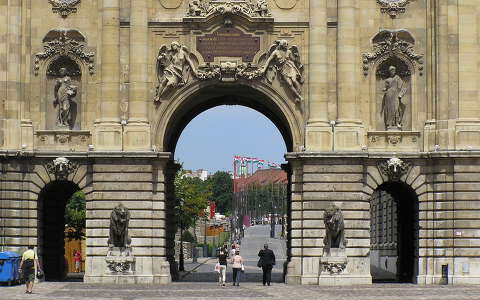 Budapest,Budai vár,Oroszlános udvar