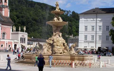 Salzburg-szökőkút