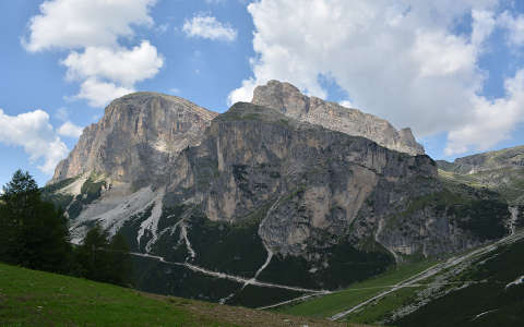 alpok hegy kövek és sziklák olaszország