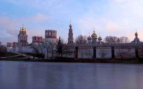 Novogyevicsij kolostor, Moszkva