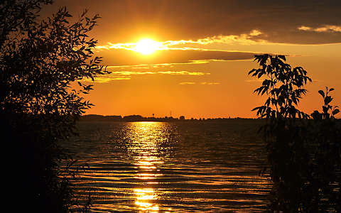 Tisza- tó.....Naplemente (2)