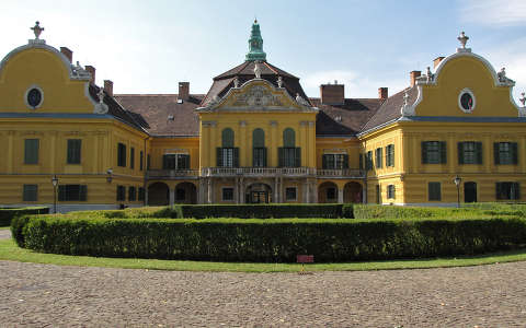 Nagytétényi kastélymúzeum, Magyarország