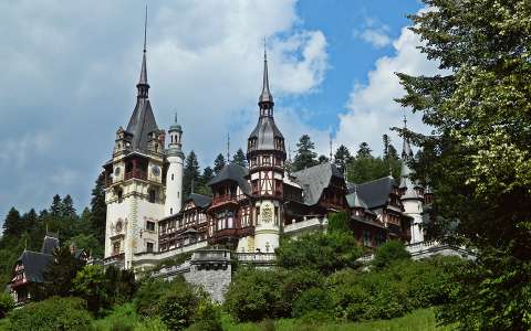 címlapfotó erdély peles-kastély románia