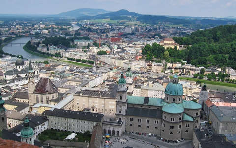 Ausztria, Salzburg látképe a várból