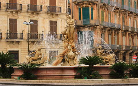 olaszország szicília szobor szökőkút