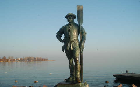 balaton balatonfüred magyarország szobor