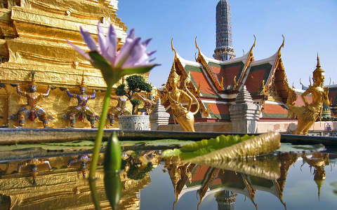 A Smaragd Buddha temploma, Bangkok, Thaiföld