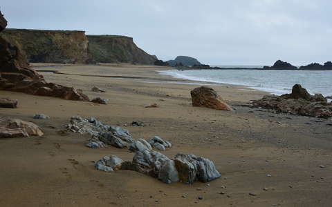 kövek és sziklák tengerpart írország