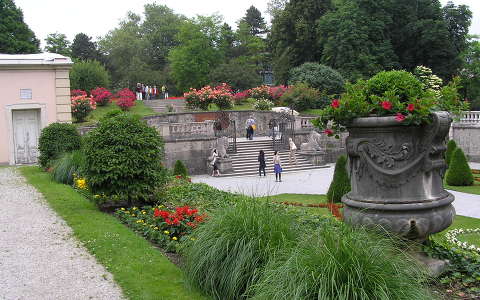 Salzburg, Mirabell kastély parkja