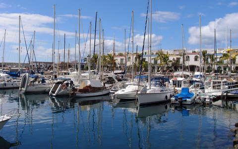 Puerto de Mogan hajói, Gran Canaria
