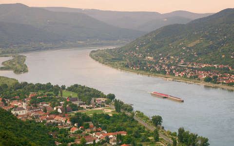 Kilátás a Dunakanyarra