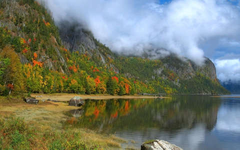 felhő hegy tó ősz