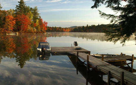 stég és móló tó tükröződés ősz
