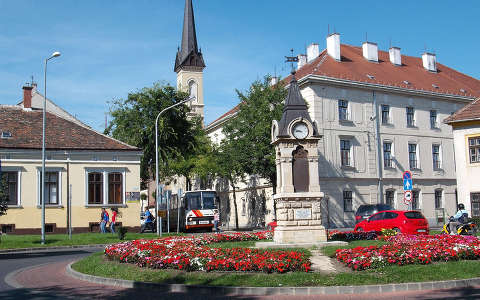 Sopron - Tornyok - utcarészlet.   fotó: Kőszály