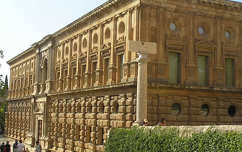 V.Károly palotája, Granada
