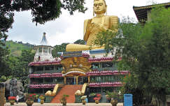 Arany Templom Buddha szobrával