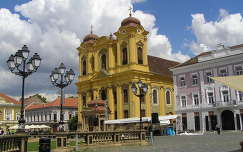 Temesvár főtere a templommal, Erdély, Románia