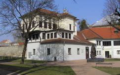 Kassa,II. Rákóczi Ferenc rodostói házának másolata,előtte II. Rákóczi Ferenc szobra,Szlovákia