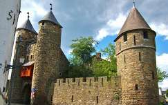 Maastricht, Nederland, Helgate and old Citywall