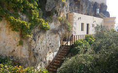 Kapsa kolostor, délkelet Krétán