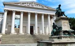 Nemzeti Muzeum-Budapest