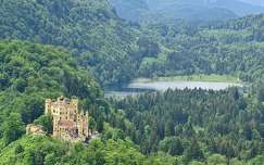 várak és kastélyok címlapfotó németország hohenschwangau tavasz alpok tó