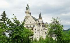 várak és kastélyok alpok neuschwanstein kastély németország