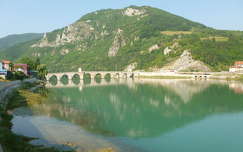 Híd a Drinán Visegrad-nál, Bosznia és Hercegovina (Ld. Ivo Andric Híd a Drinán című Nobel-díjas regényét)