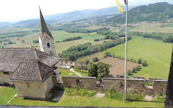 Kilátás a Hochosterwitz  várból,Ausztria