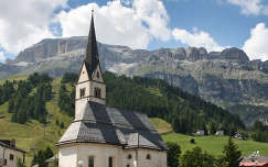 Kis templom az Olasz Alpokban