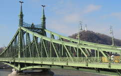 Budapest,Szabadság híd a Gellértheggyel