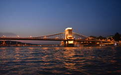 budapest lánchíd folyó híd éjszakai képek magyarország duna