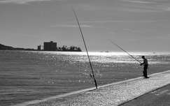 Horgász a Tejo partján Belémnél, Portugália