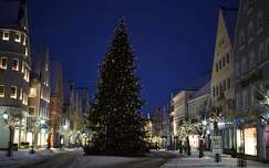 karácsonyfa karácsonyi dekoráció éjszakai képek tér