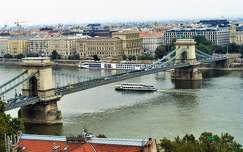 budapest lánchíd folyó híd magyarország duna hajó