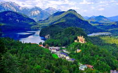 várak és kastélyok hegy címlapfotó németország hohenschwangau alpok tó nyár