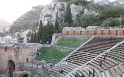 Taormina, a színház romjai