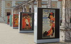 Várkertbazár múlt század eleji plakátkiállítása
