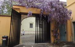 Pécs,Vasarely múzeum kapuja