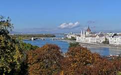 országház címlapfotó budapest ősz folyó híd magyarország duna
