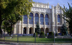Budapest, Vigadó épülete