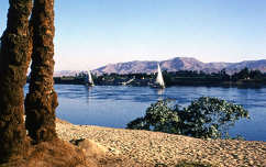 Nílus Luxornál